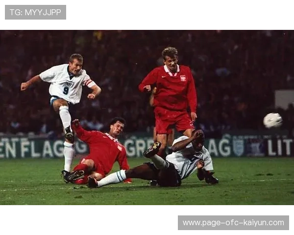 纽卡斯尔阿兰胸口停球后射门进网赢得掌声的瞬间:从场上到心灵的品牌叙事 纽卡斯尔阿兰胸口停球后射门进网赢得掌声的瞬间:从场上到心灵的品牌叙事